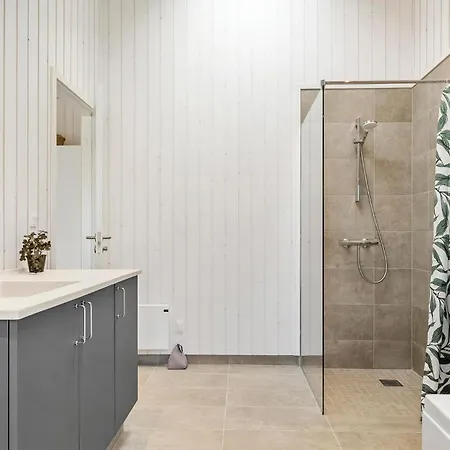 3 Bedroom Gorgeous In * Haderslev
