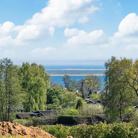 3 Bedroom Gorgeous In *