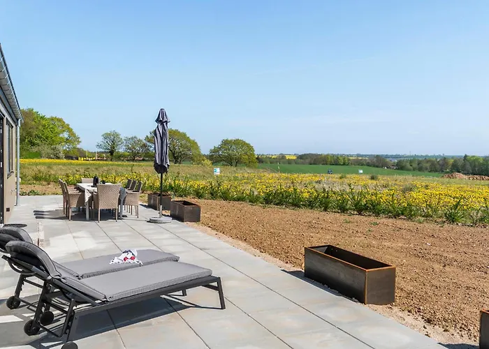 Vakantiehuis 3 Bedroom Gorgeous In *