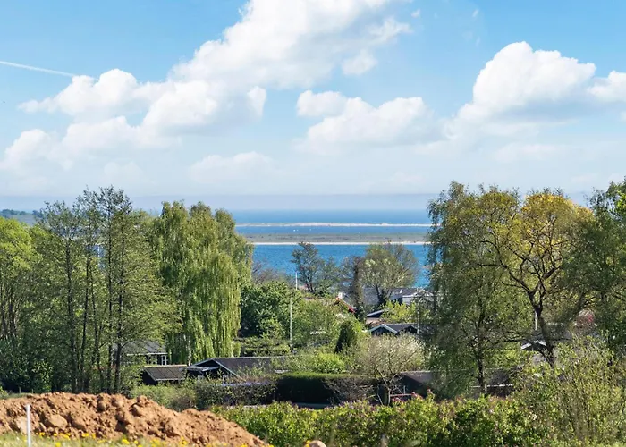 3 Bedroom Gorgeous In *